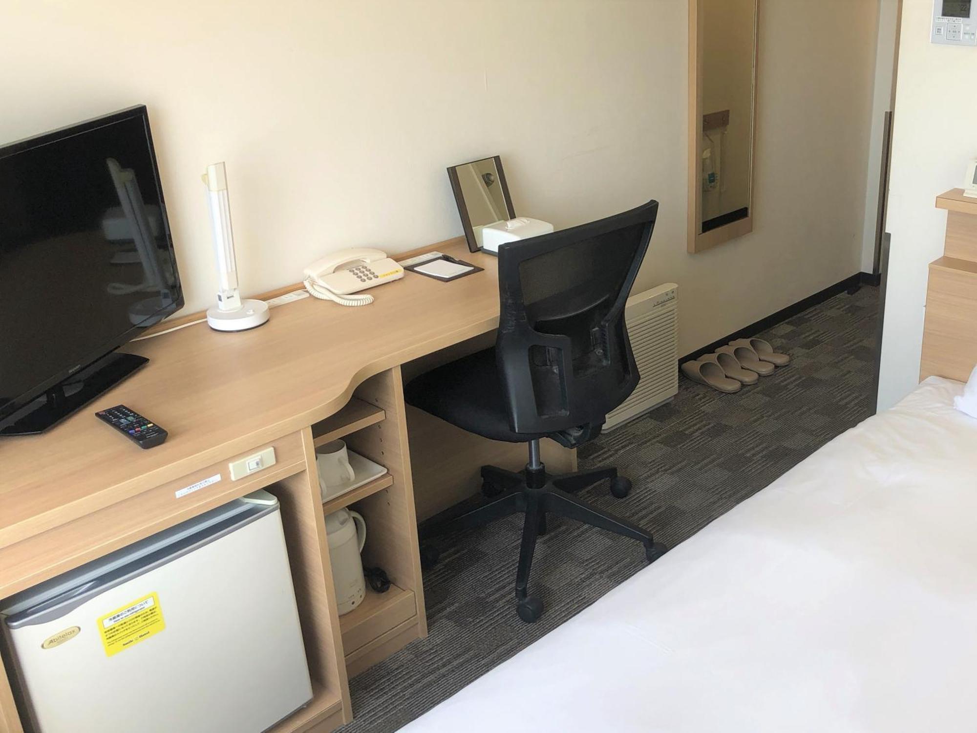 Smile Hotel Кумаґая Номер фото