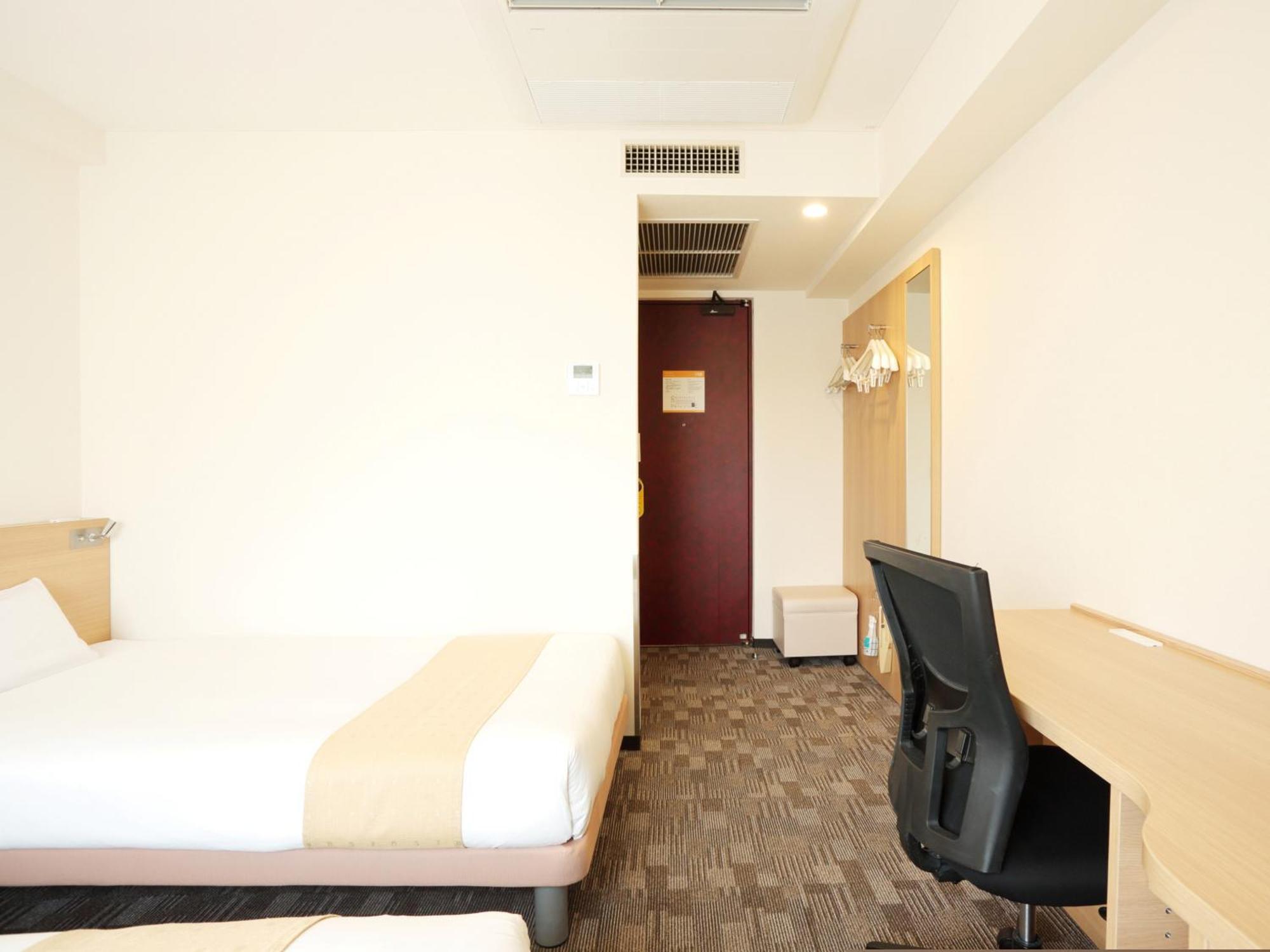 Smile Hotel Кумаґая Номер фото